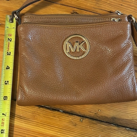Michael Kors Brown Crossbody Bag with Gold Details - Picture 11 of 11